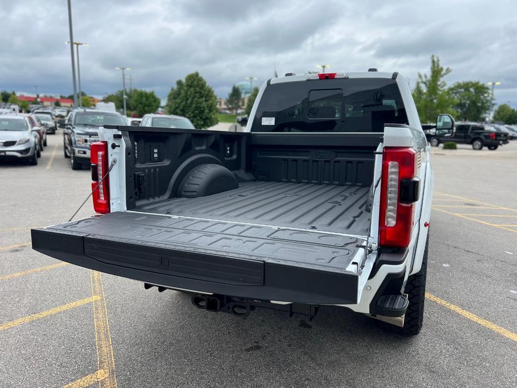 new 2025 Ford F-250 car, priced at $113,134