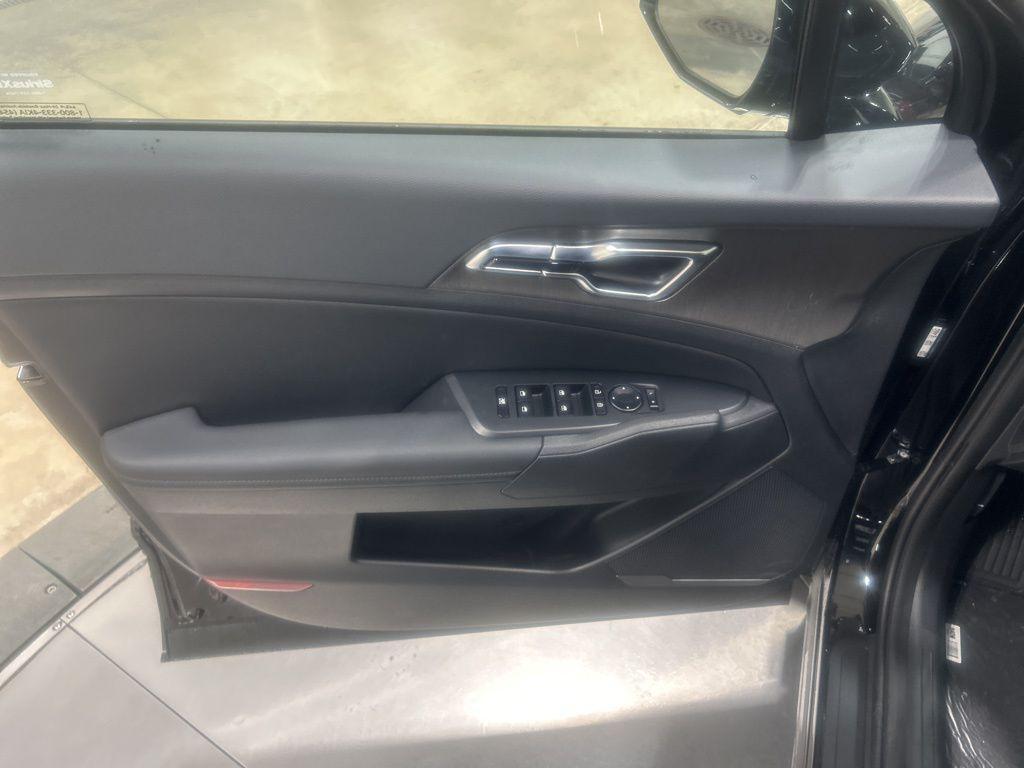 new 2026 Kia Sportage car, priced at $36,509