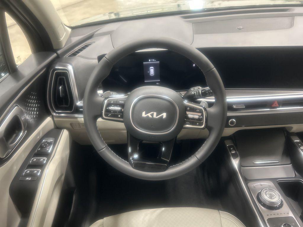 new 2025 Kia Sorento Hybrid car, priced at $39,640