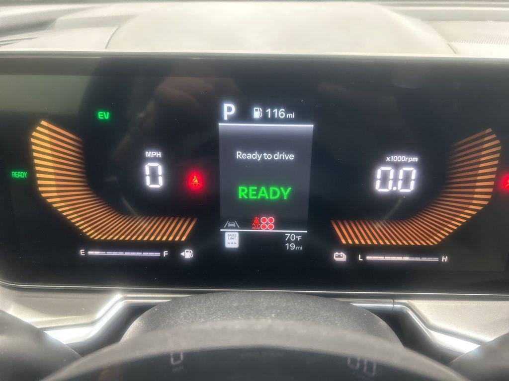 new 2025 Kia Sorento Hybrid car, priced at $39,640