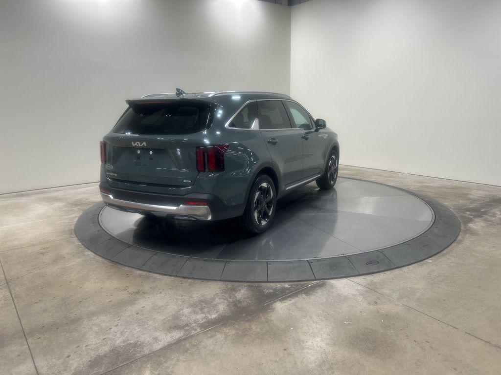 new 2025 Kia Sorento Hybrid car, priced at $39,640