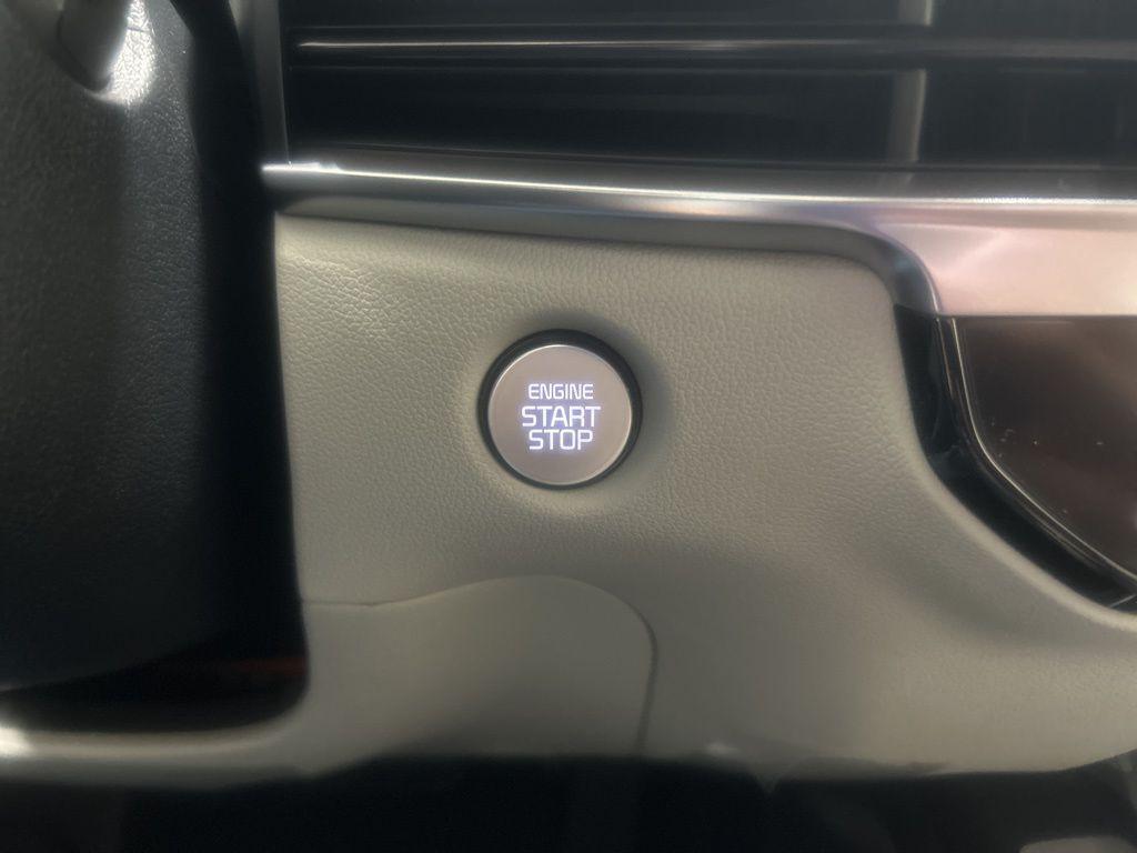 new 2025 Kia Sorento Hybrid car, priced at $39,640