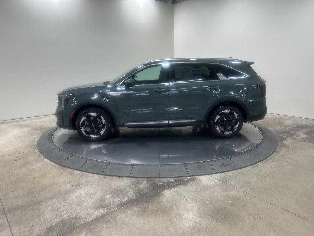 new 2025 Kia Sorento Hybrid car, priced at $39,640