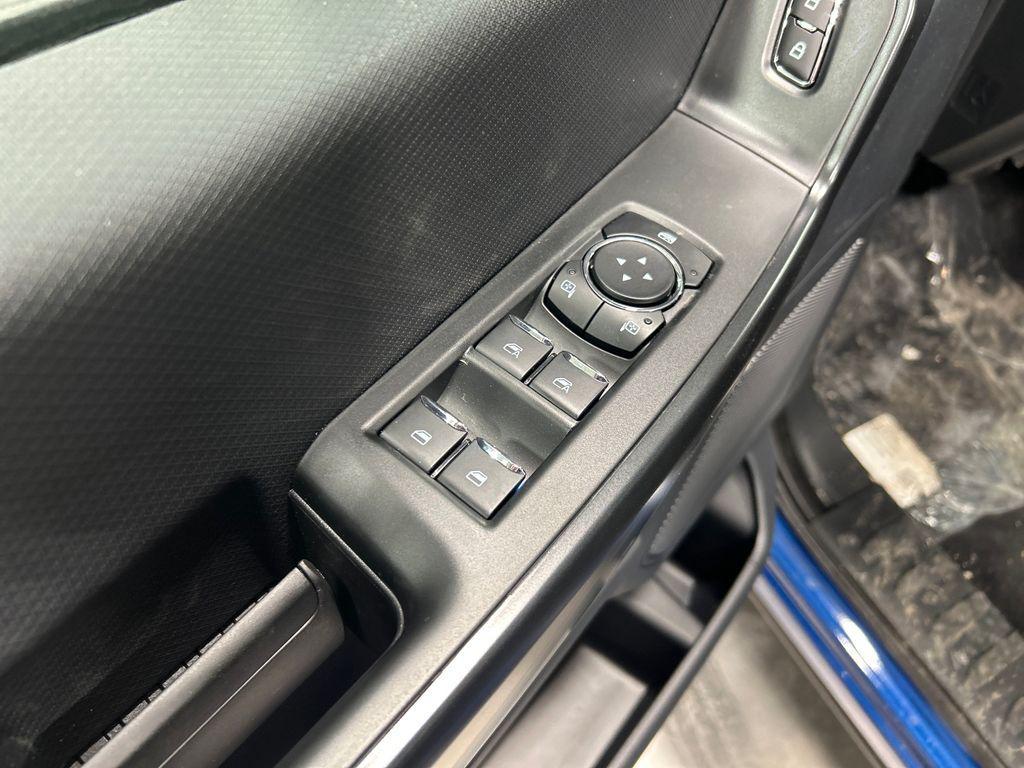 new 2025 Ford F-150 car, priced at $50,860