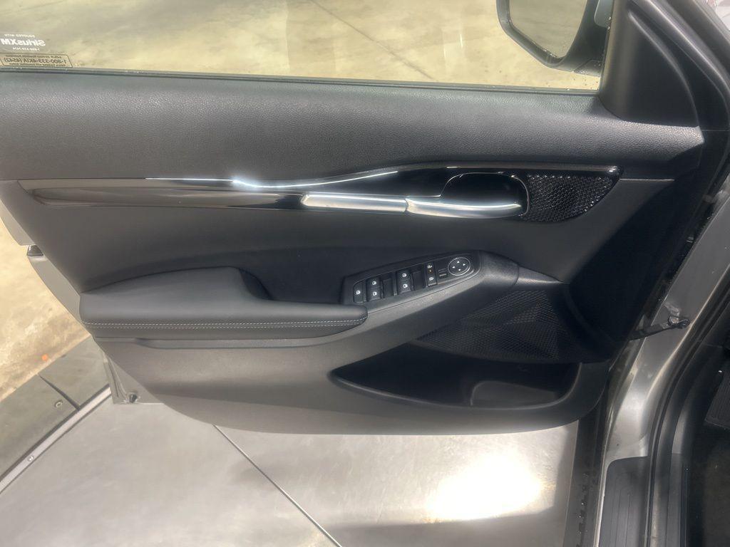 new 2026 Kia Seltos car, priced at $27,980