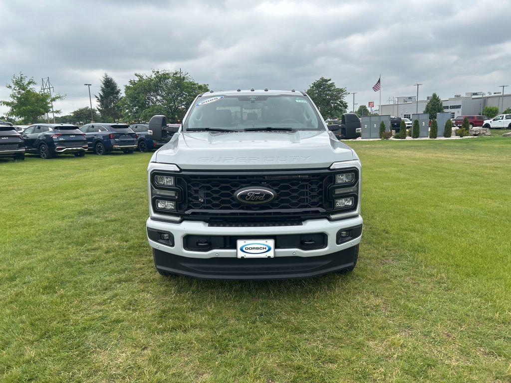 new 2025 Ford F-350 car, priced at $89,900