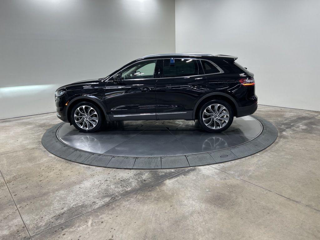 used 2022 Lincoln Nautilus car, priced at $38,922