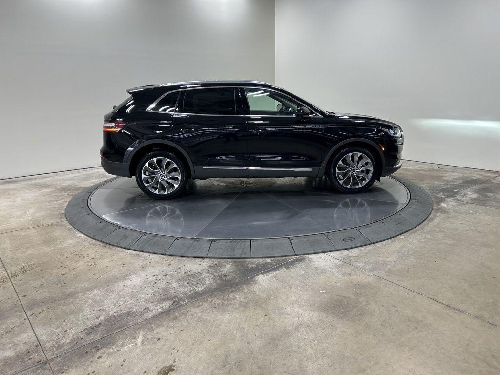 used 2022 Lincoln Nautilus car, priced at $38,922