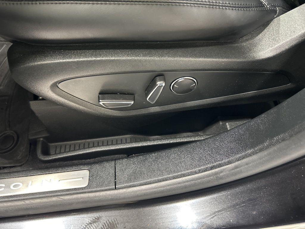 used 2022 Lincoln Nautilus car, priced at $38,922