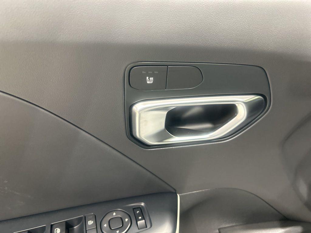 new 2025 Kia K4 car, priced at $26,332