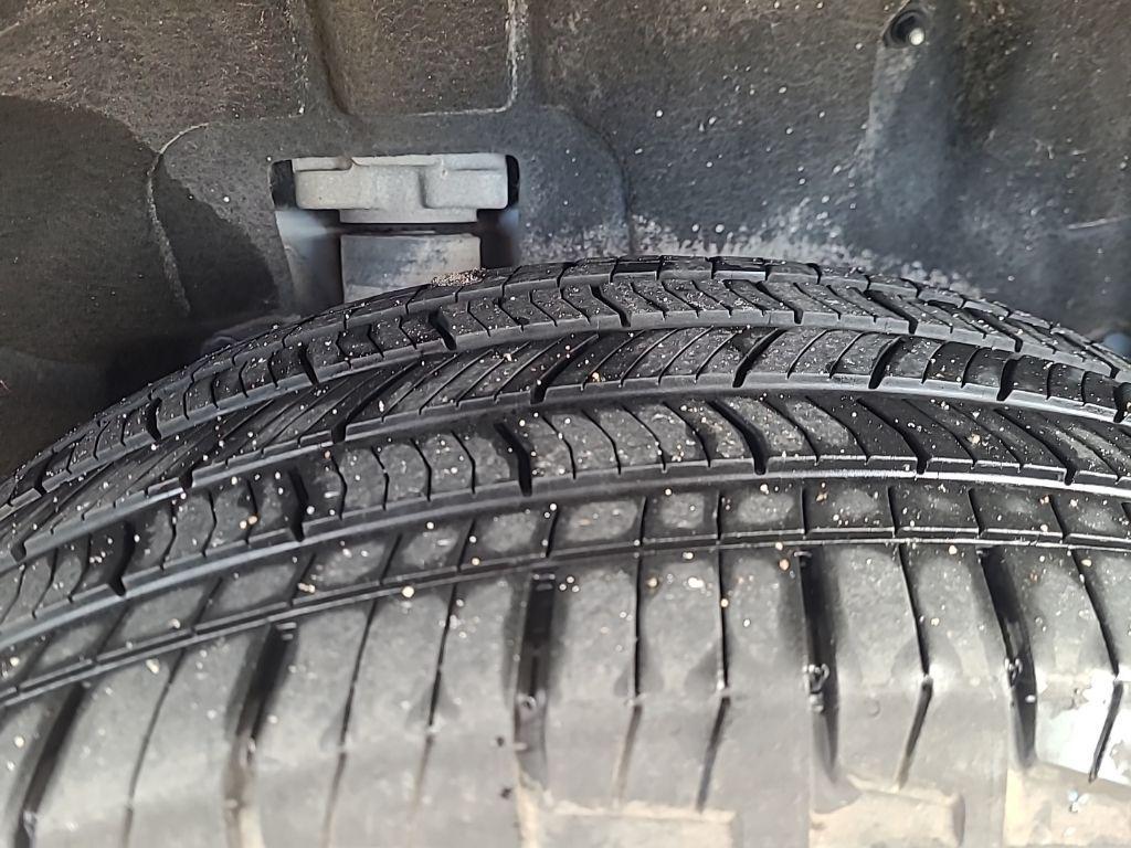 used 2024 Jeep Grand Cherokee L car, priced at $34,617