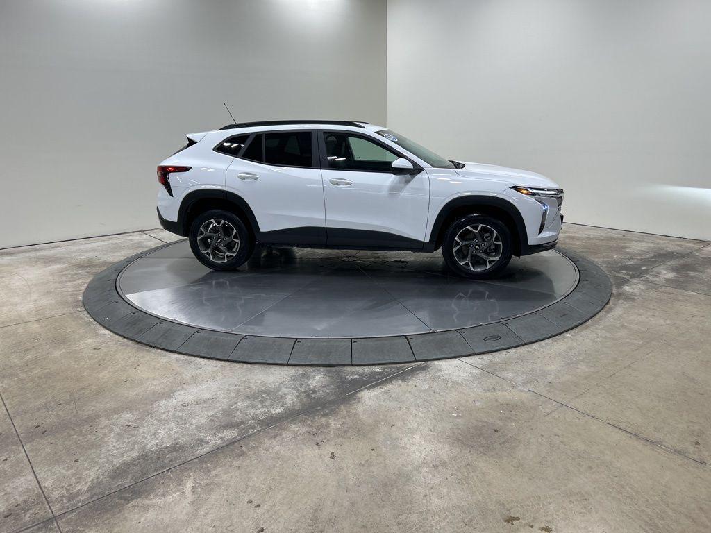 used 2024 Chevrolet Trax car, priced at $20,989