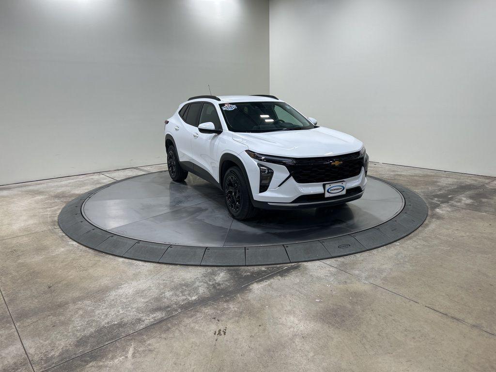 used 2024 Chevrolet Trax car, priced at $20,988