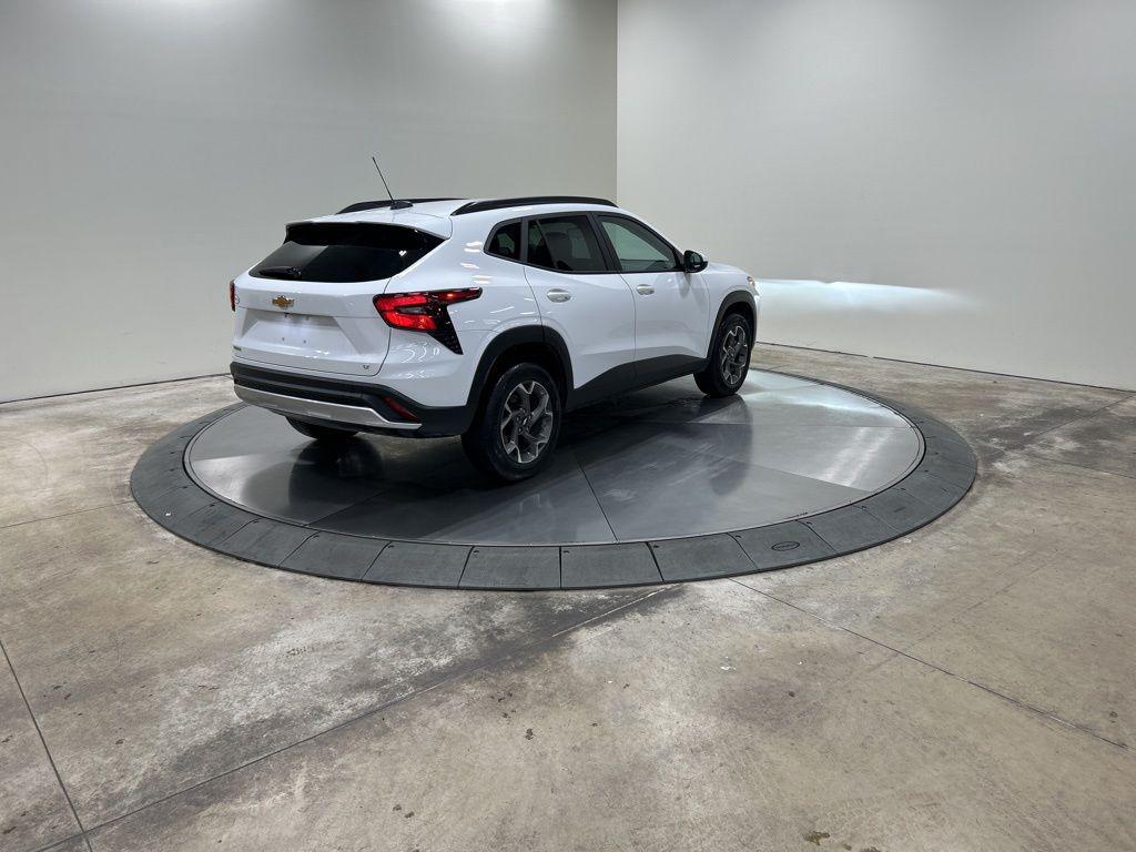 used 2024 Chevrolet Trax car, priced at $20,989