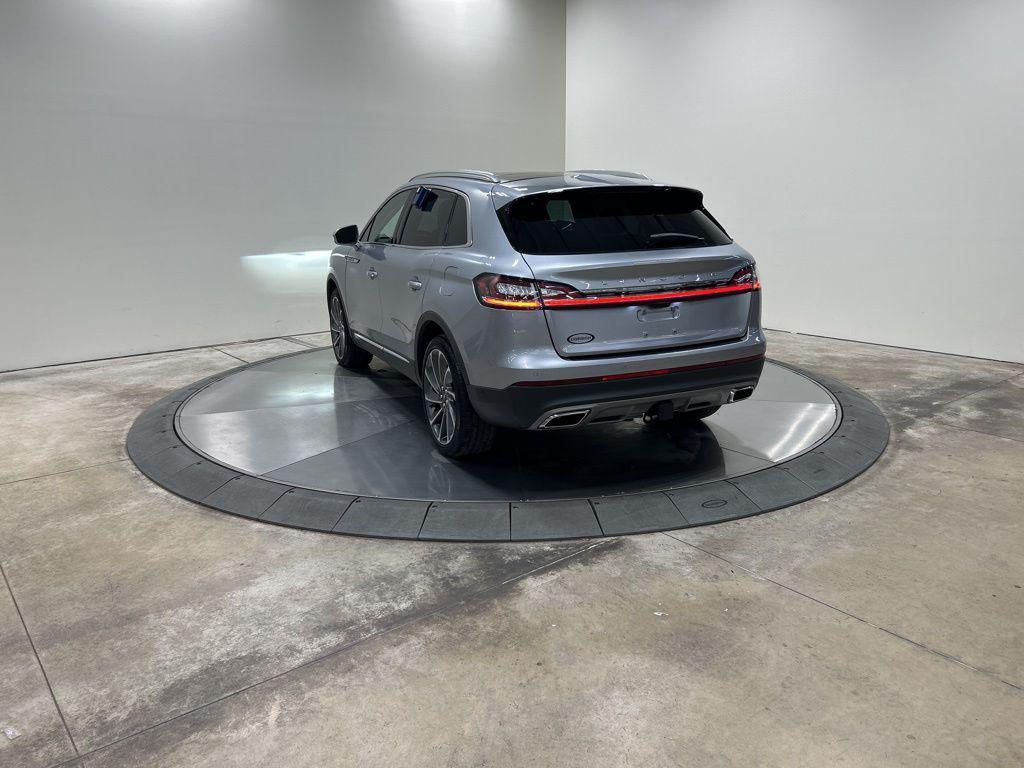 used 2022 Lincoln Nautilus car, priced at $38,333