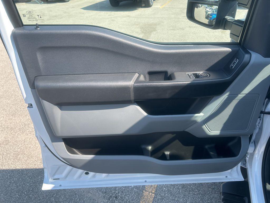 new 2025 Ford F-450 car, priced at $62,790