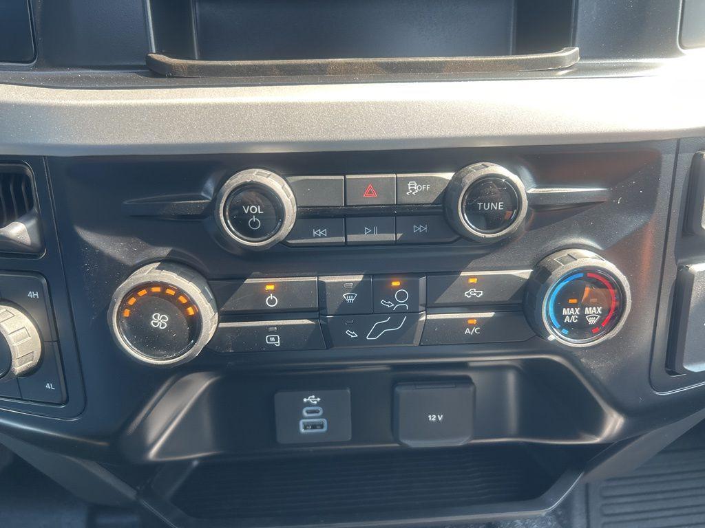 new 2025 Ford F-450 car, priced at $62,790