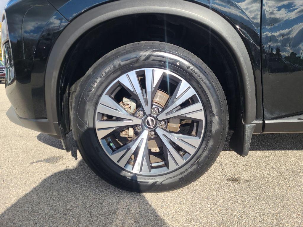used 2023 Nissan Rogue car, priced at $24,997