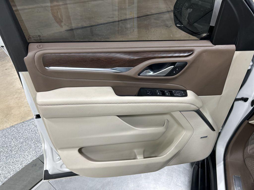 used 2022 GMC Yukon XL car, priced at $49,861