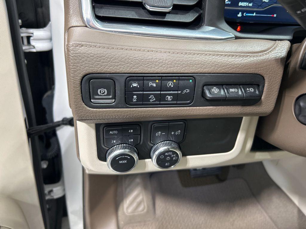 used 2022 GMC Yukon XL car, priced at $49,861