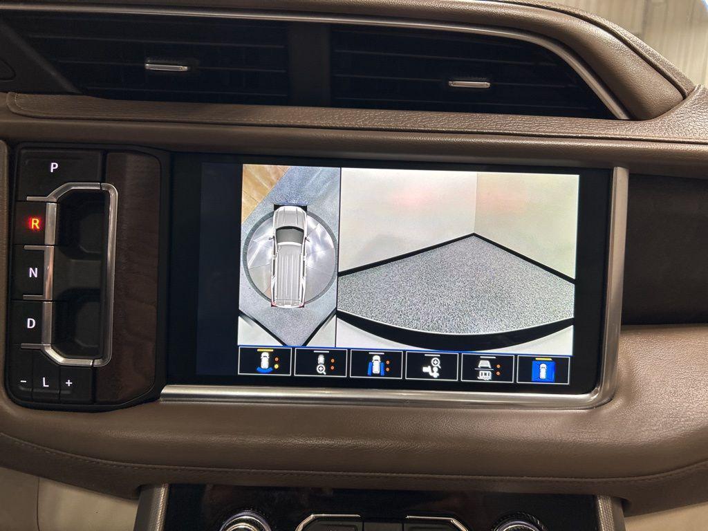 used 2022 GMC Yukon XL car, priced at $49,861