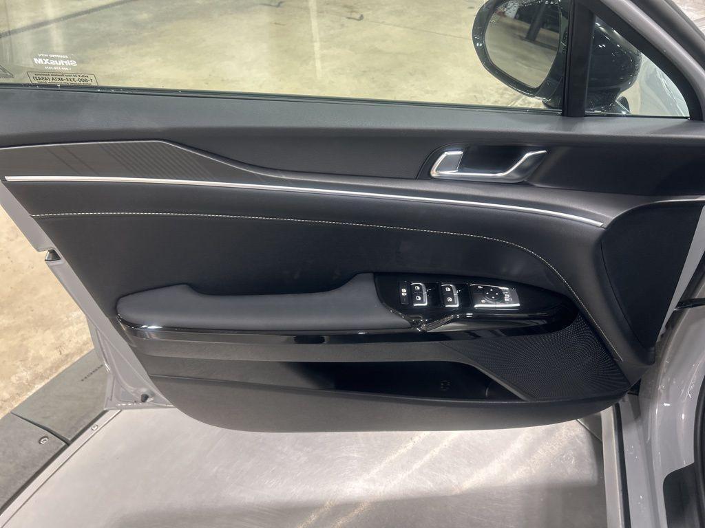 new 2026 Kia K5 car, priced at $31,267