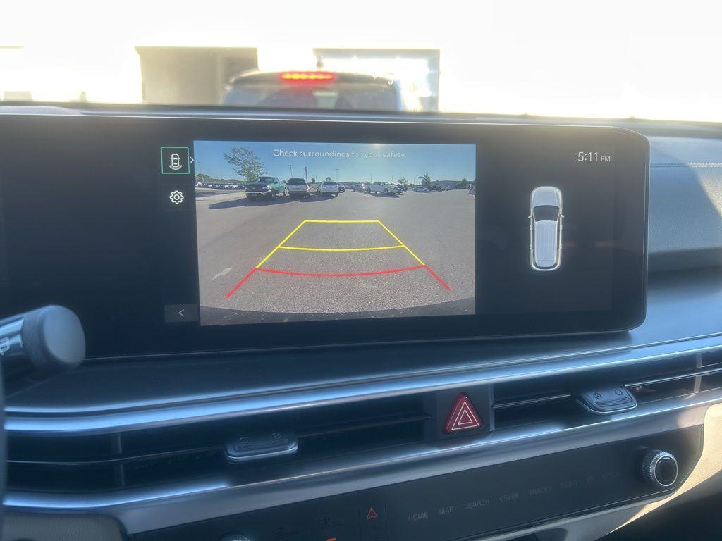 new 2025 Kia Sorento Hybrid car, priced at $39,602