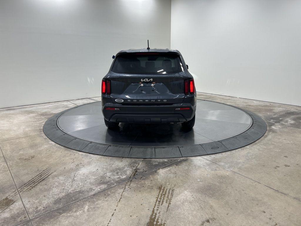 used 2022 Kia Sorento car, priced at $24,859