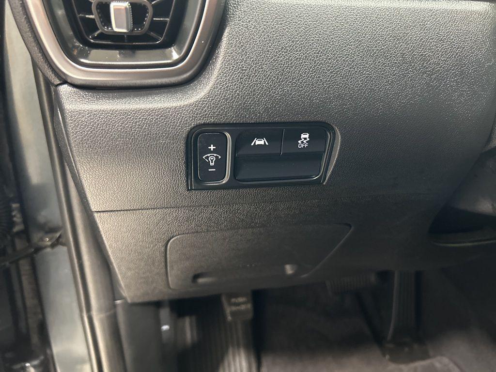 used 2022 Kia Sorento car, priced at $24,859