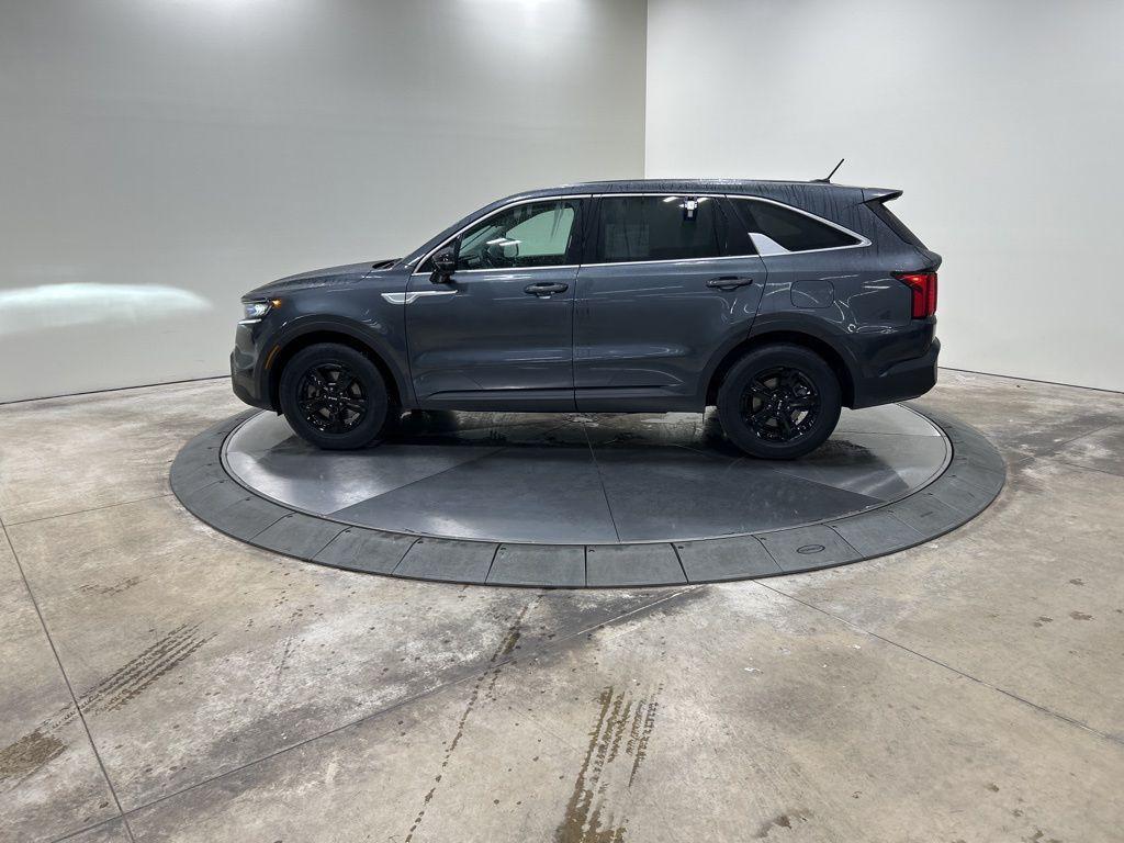 used 2022 Kia Sorento car, priced at $24,859