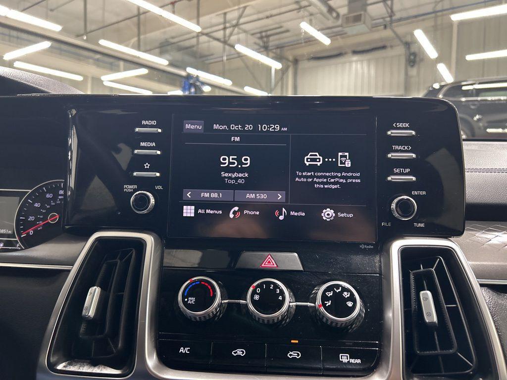 used 2022 Kia Sorento car, priced at $24,859