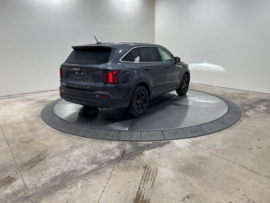 used 2022 Kia Sorento car, priced at $24,859