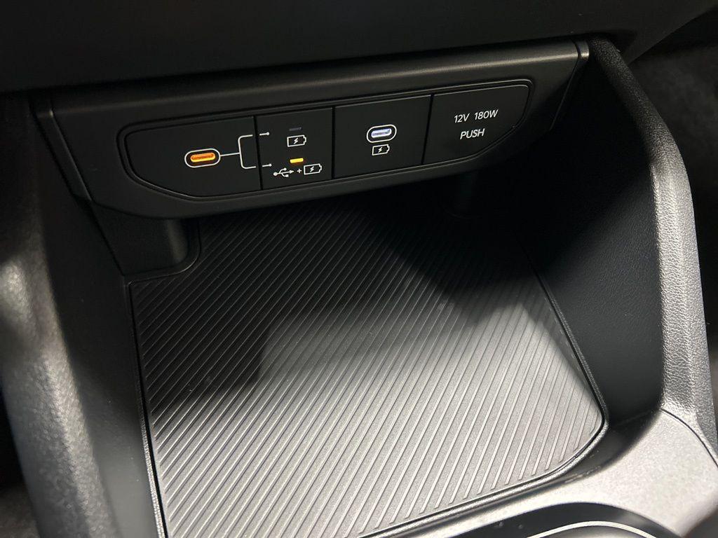 new 2025 Kia K4 car, priced at $22,053