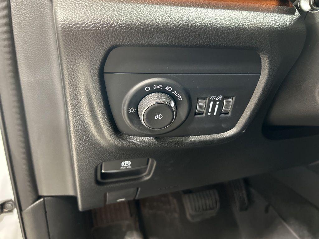 used 2025 Jeep Grand Cherokee L car, priced at $53,955