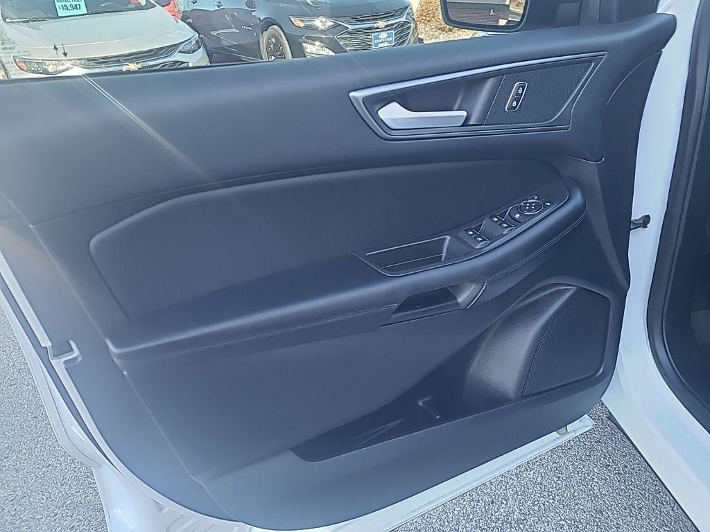 used 2022 Ford Edge car, priced at $21,186