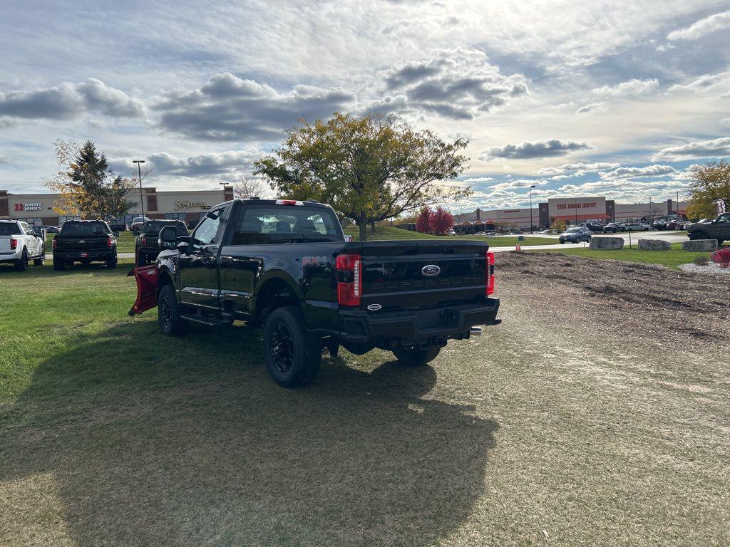 new 2025 Ford F-350 car, priced at $69,612