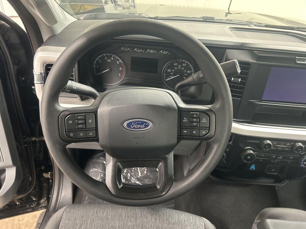 new 2025 Ford F-350 car, priced at $69,612