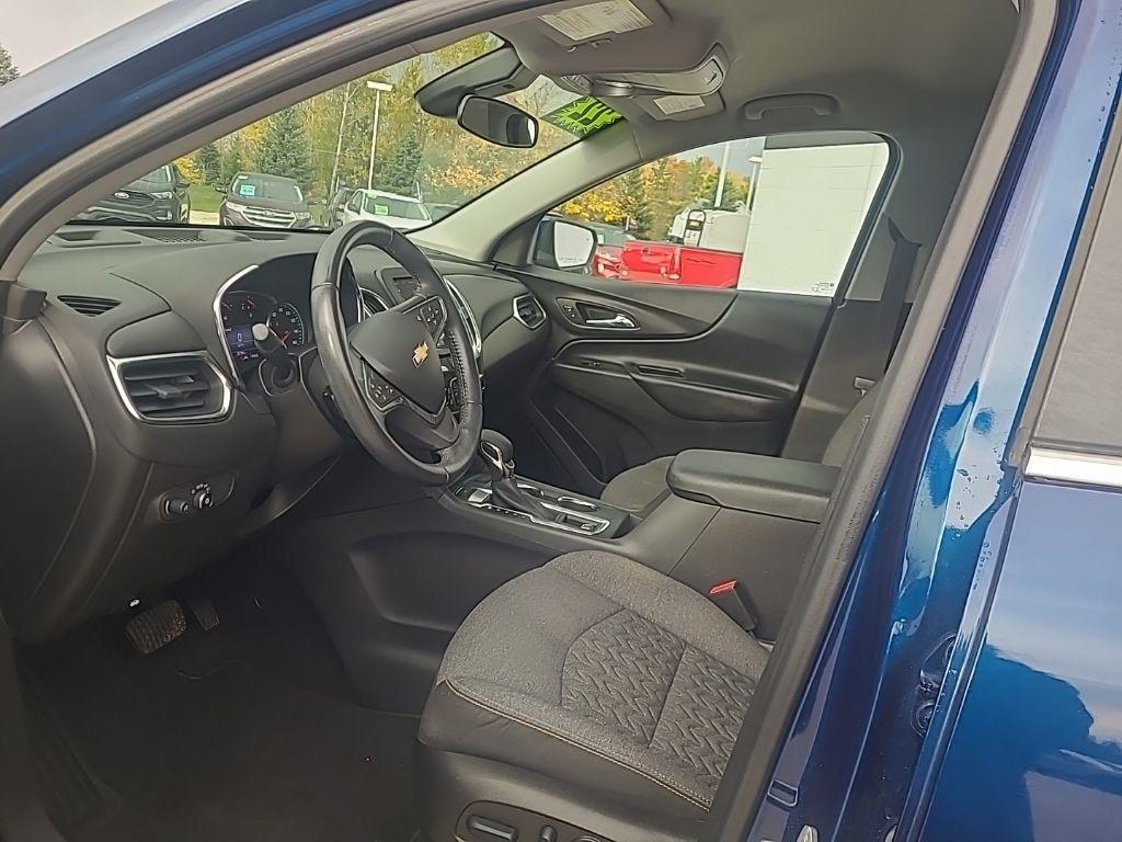 used 2022 Chevrolet Equinox car, priced at $22,932