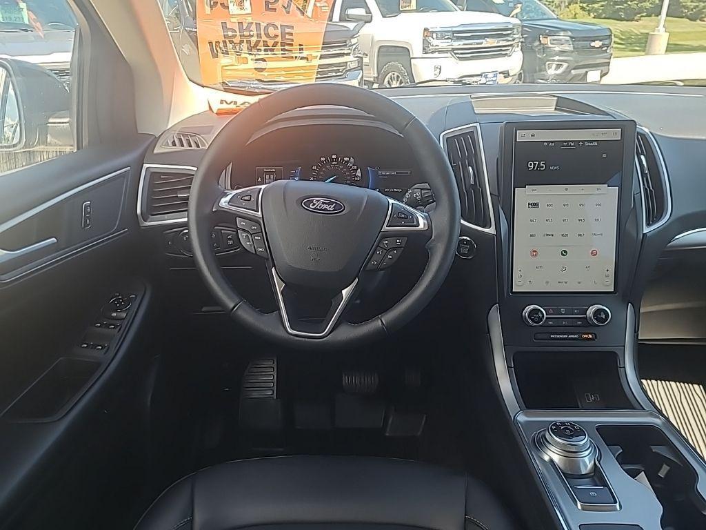 used 2022 Ford Edge car, priced at $27,358