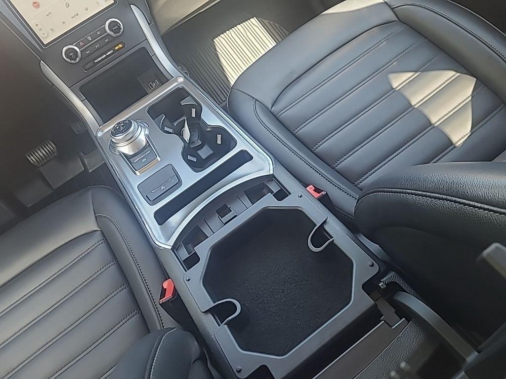 used 2022 Ford Edge car, priced at $27,358