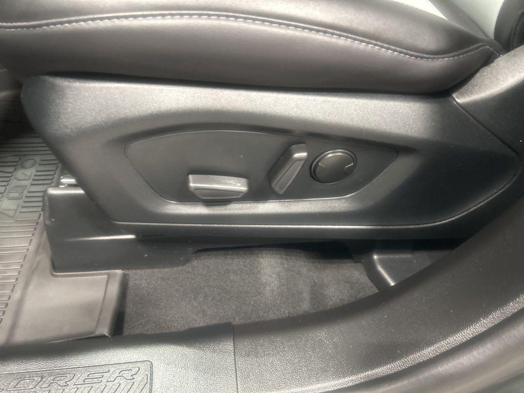used 2023 Ford Explorer car, priced at $37,993