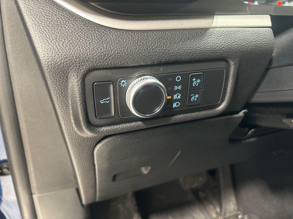 used 2022 Ford Explorer car, priced at $29,899