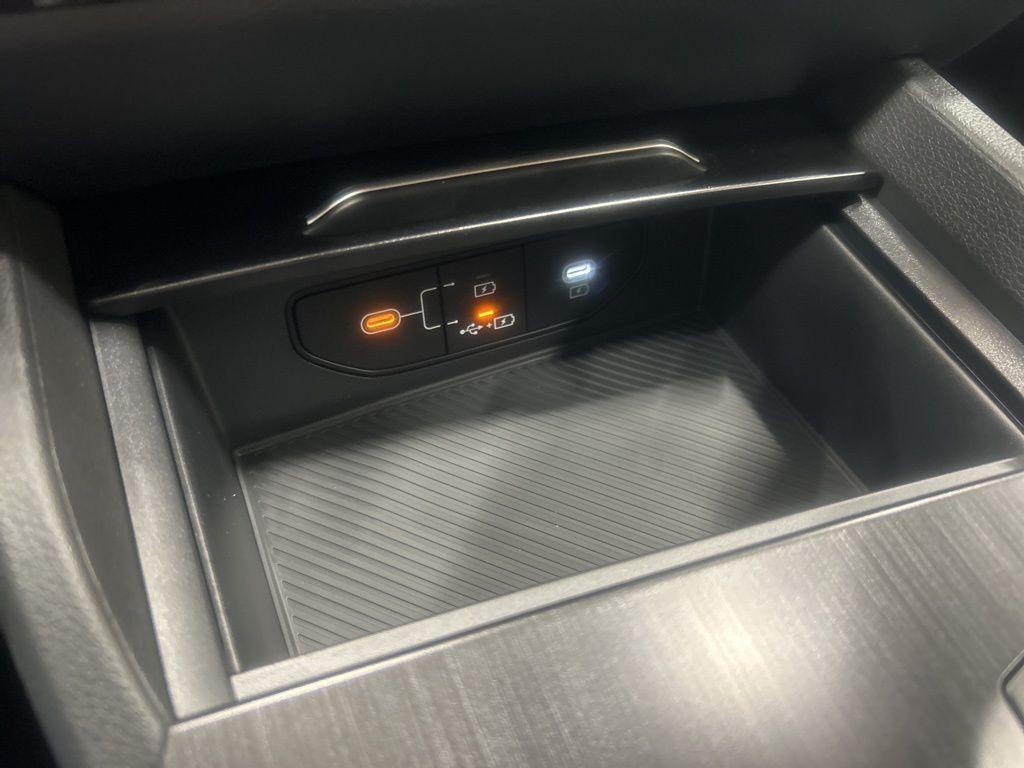 new 2026 Kia Sportage Hybrid car, priced at $30,590