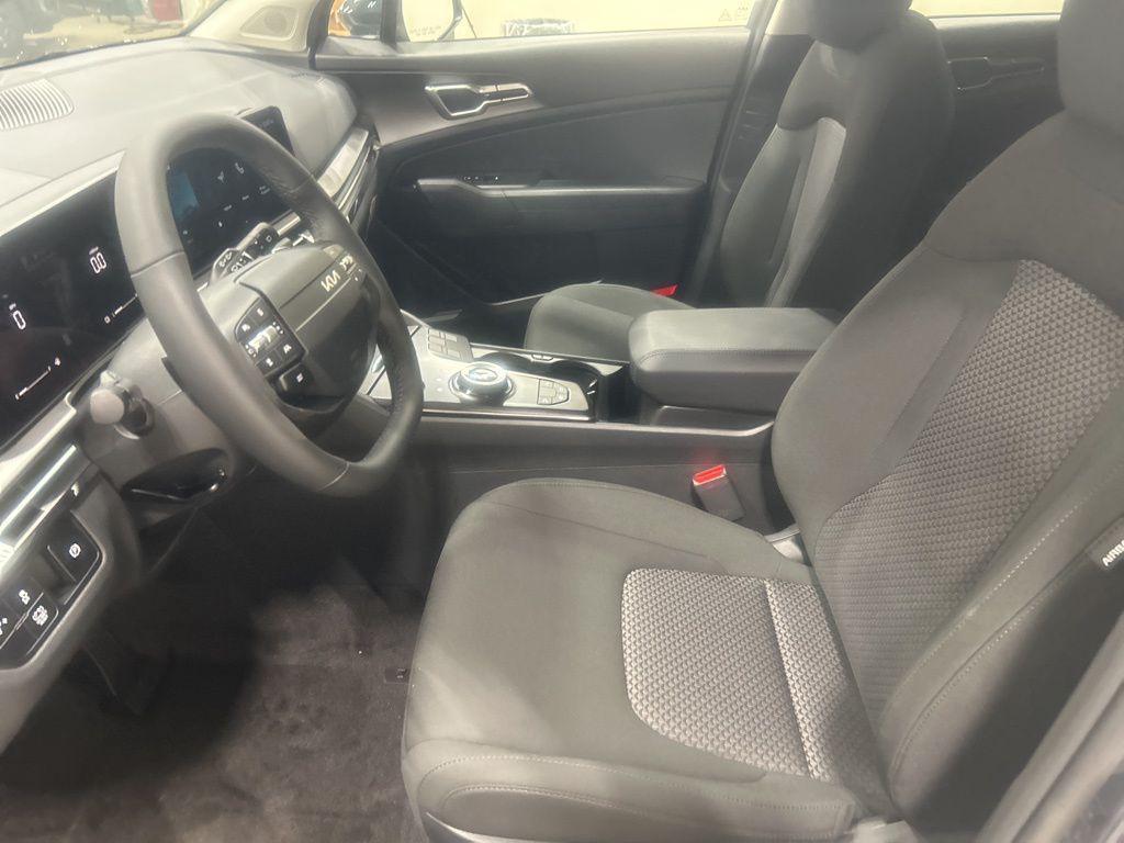 new 2026 Kia Sportage Hybrid car, priced at $30,590