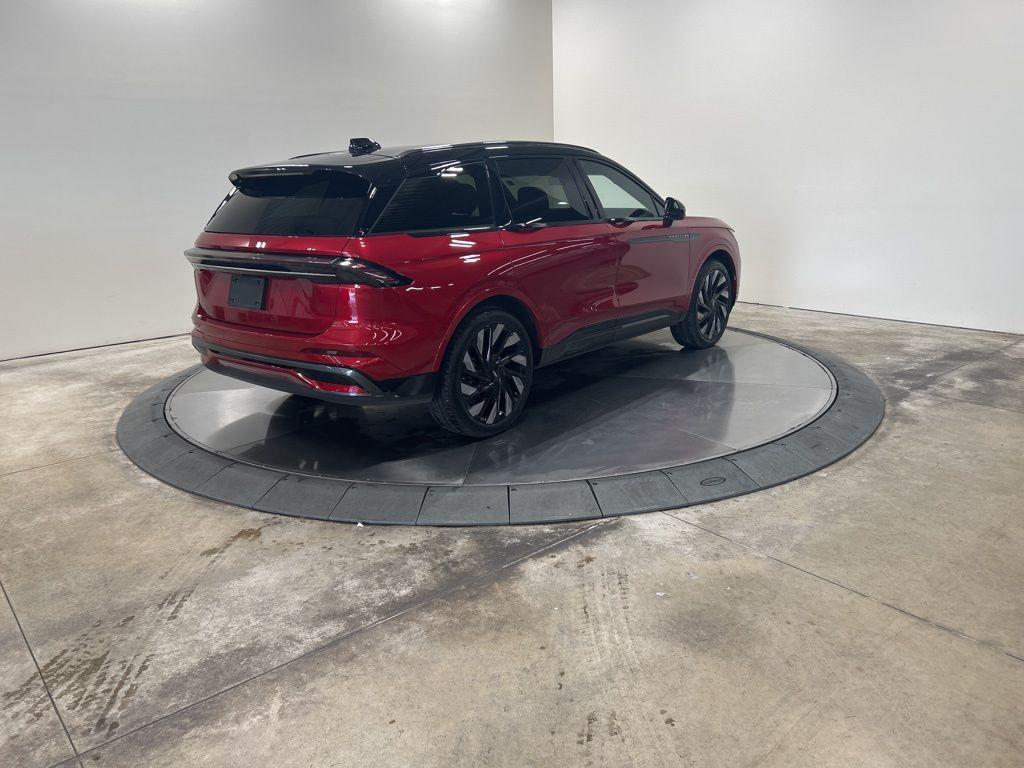 used 2024 Lincoln Nautilus car, priced at $52,396