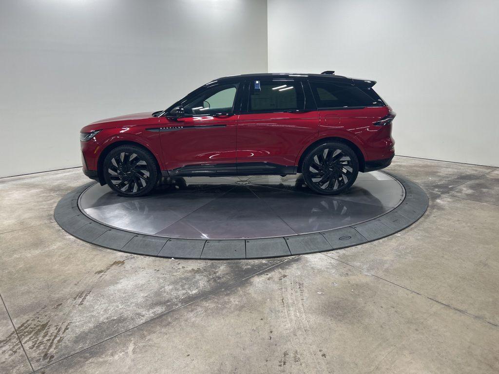 used 2024 Lincoln Nautilus car, priced at $52,396