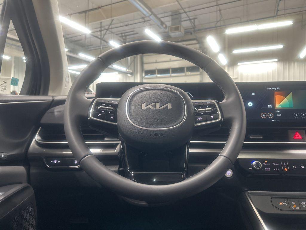 new 2026 Kia Carnival car, priced at $48,549