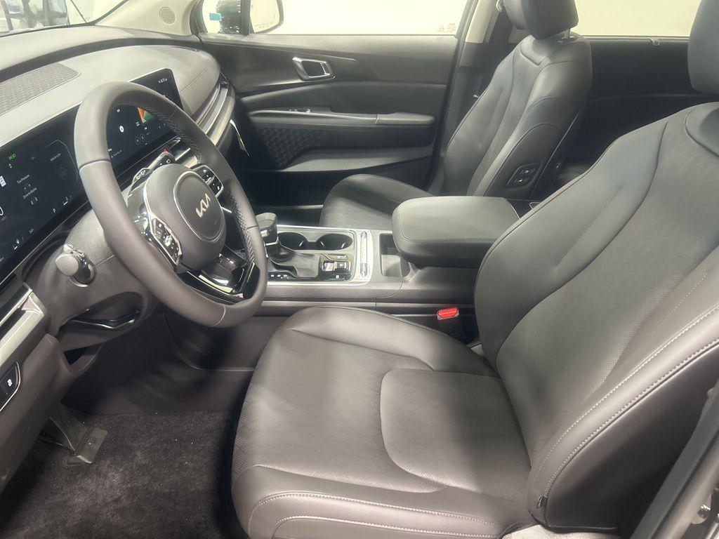 new 2026 Kia Carnival car, priced at $48,549