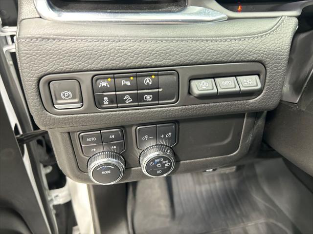 used 2023 GMC Yukon XL car, priced at $73,284