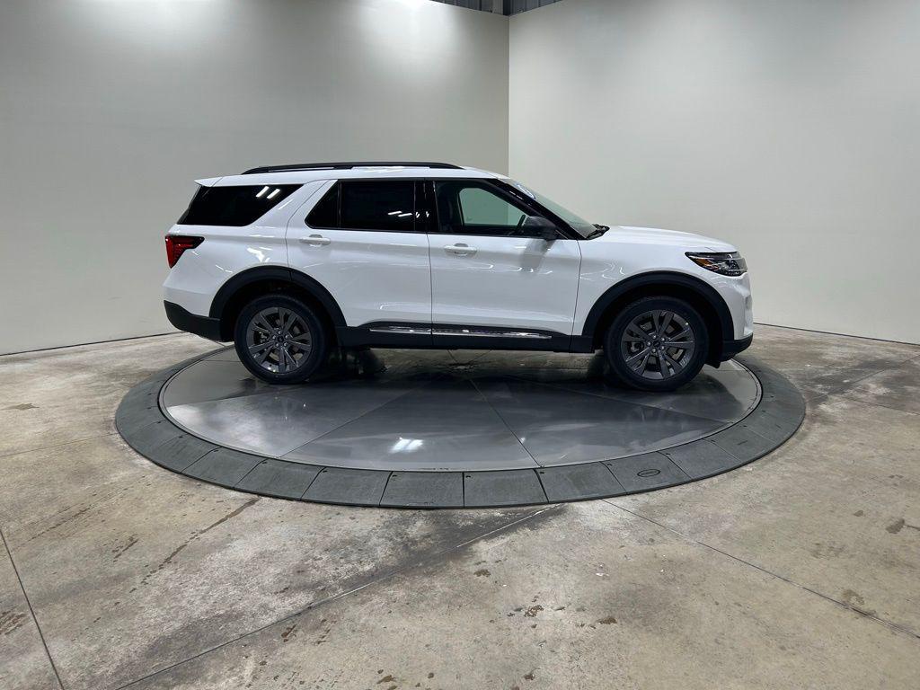 new 2025 Ford Explorer car, priced at $48,110